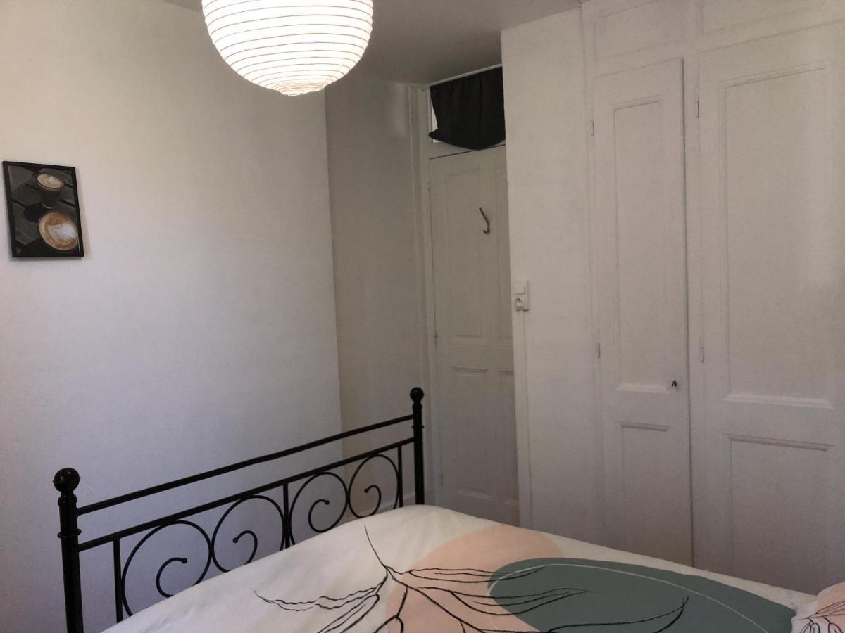 Chambres Individuelles Avec Partie Commune Ou Logement Entier Si Disponible Via Rhona Vulbens Bagian luar foto