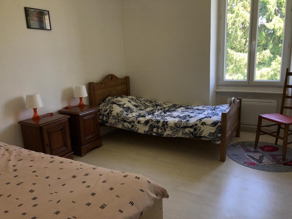 Chambres Individuelles Avec Partie Commune Ou Logement Entier Si Disponible Via Rhona Vulbens Bagian luar foto